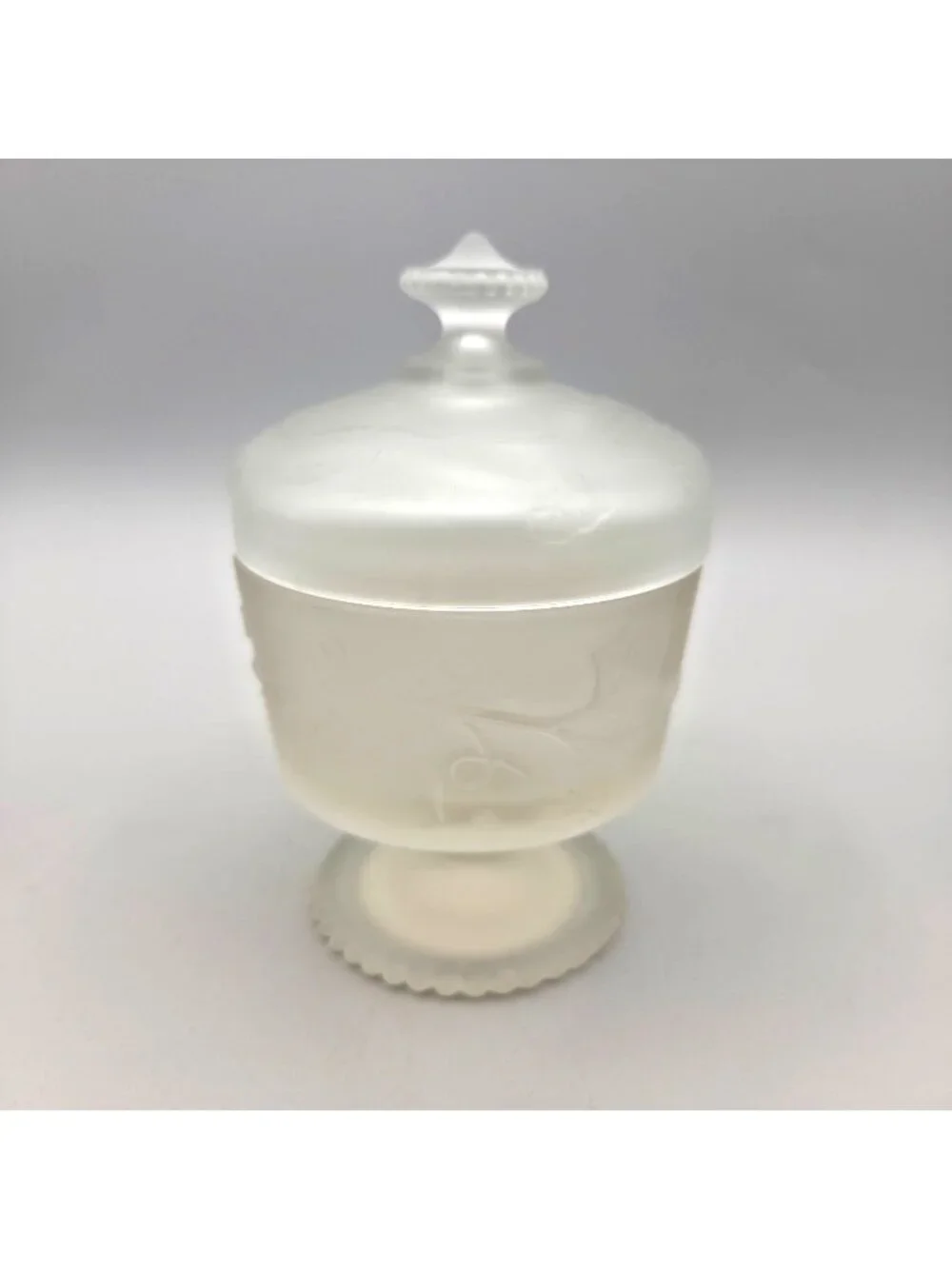 Vintage Avon 'Period Piece' Frosted Glass Grapevine Vanity Jar Empty